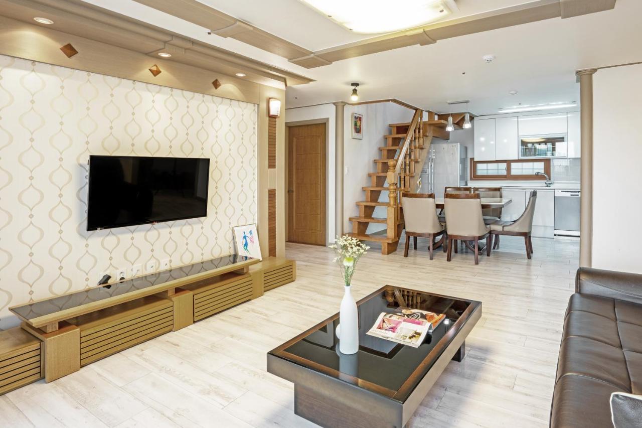 Home Fourest Resort Geoje Extérieur photo